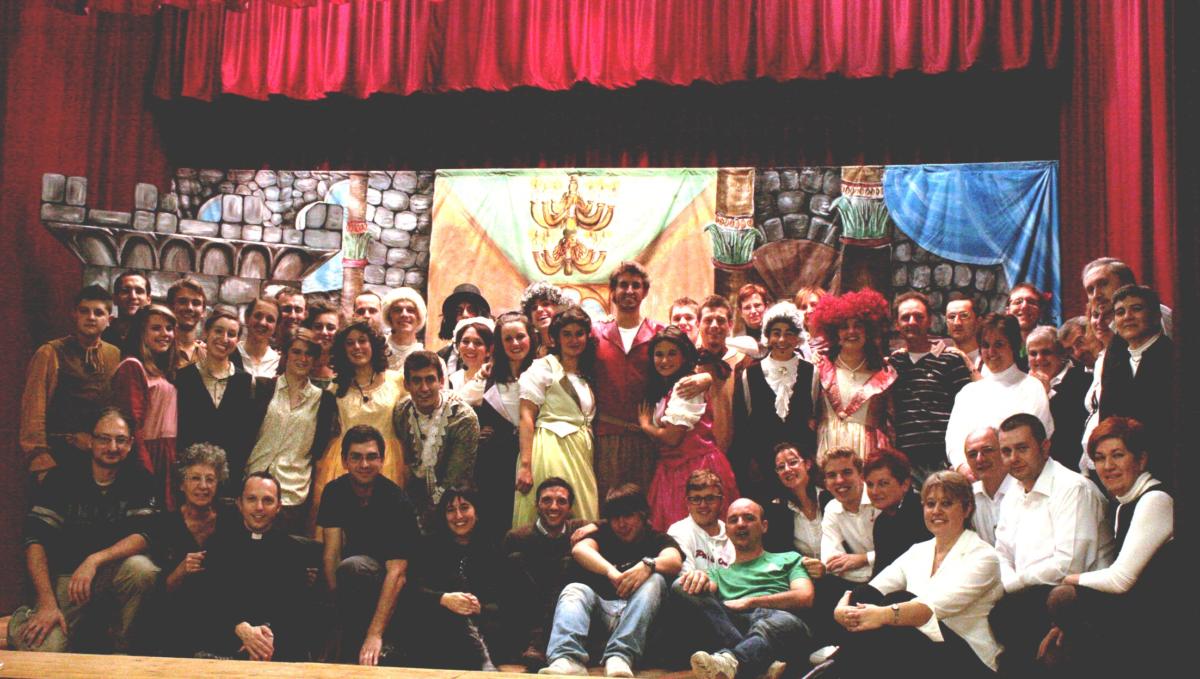 il-cast-al-completo